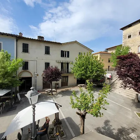 Lägenhet Casa In Piazza *