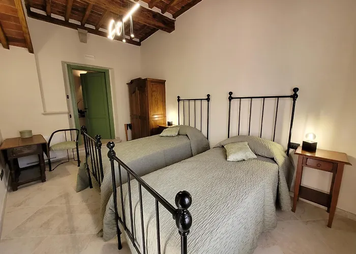 Lägenhet Casa In Piazza Asciano