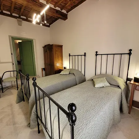 Apartment Casa In Piazza Asciano